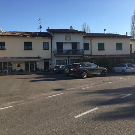 Maura Appartamenti Peschiera del Garda Exterior foto
