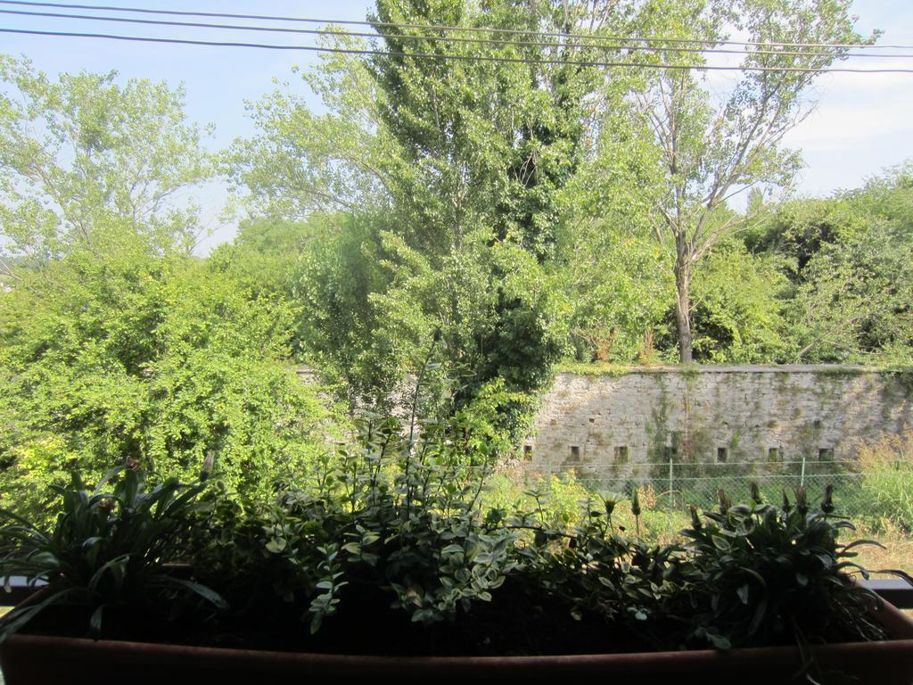 Maura Appartamenti Peschiera del Garda Habitación foto